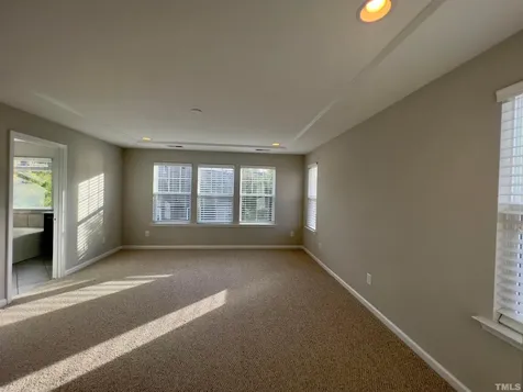 718 Mcrae Road Cary NC 27519
