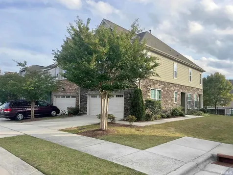 718 Mcrae Road Cary NC 27519