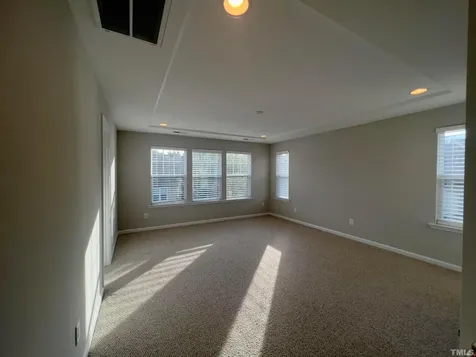 718 Mcrae Road Cary NC 27519