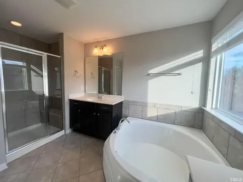 718 Mcrae Road Cary NC 27519