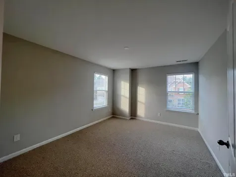 718 Mcrae Road Cary NC 27519