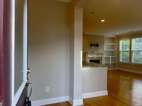 718 Mcrae Road Cary NC 27519