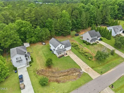 2025 Fairview Lane Sanford NC 27330