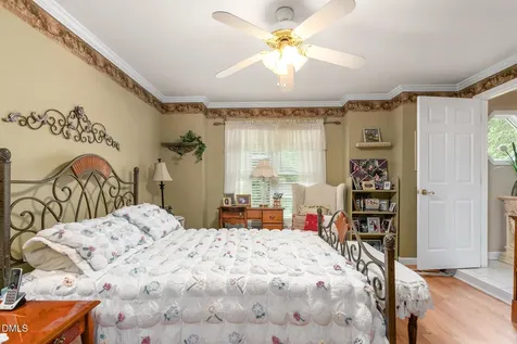 1144 Newberry Drive Mebane NC 27302