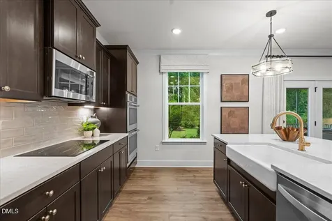 532 Hipwood Drive Zebulon NC 27597
