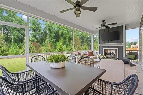 532 Hipwood Drive Zebulon NC 27597