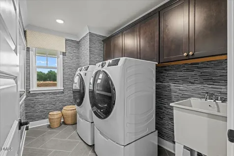 532 Hipwood Drive Zebulon NC 27597