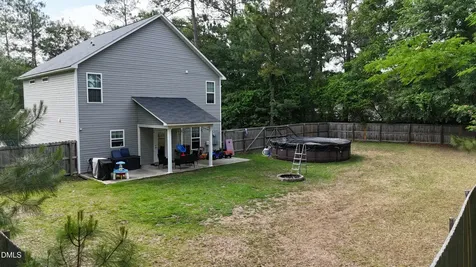 197 Trenton Court Raeford NC 28376