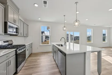 513 Hipwood Drive Zebulon NC 27597