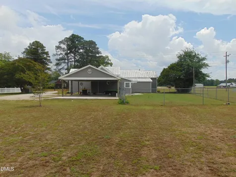 3502 E Old Spring Hope Road Rocky Mount NC 27804