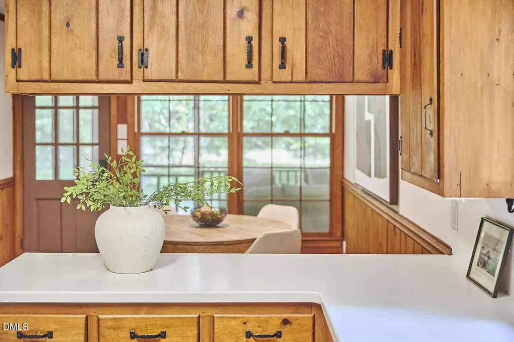 2152 Lakeshore Court Chapel Hill NC 27514