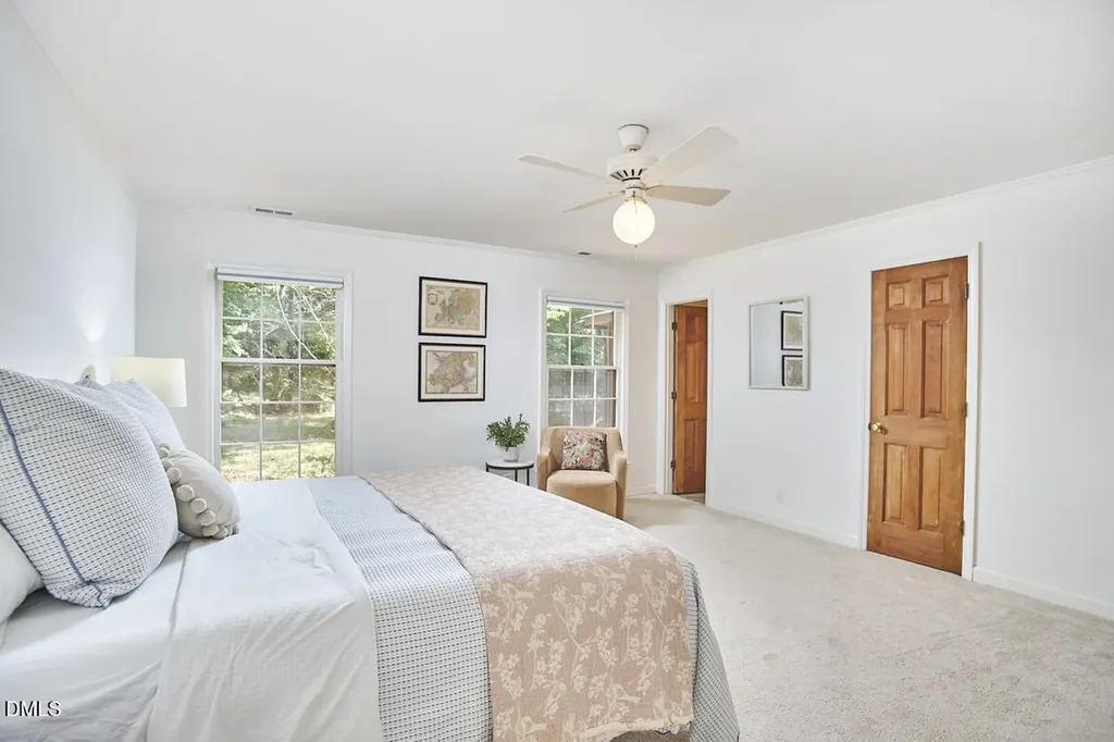 2152 Lakeshore Court Chapel Hill NC 27514