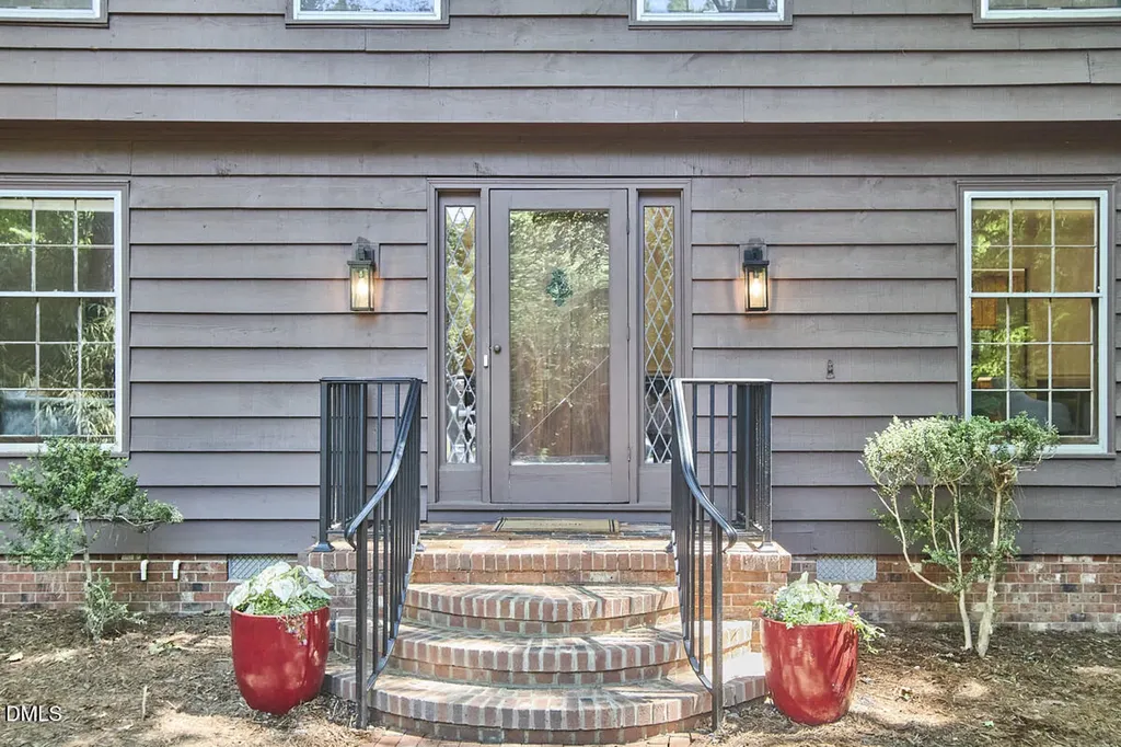 2152 Lakeshore Court Chapel Hill NC 27514
