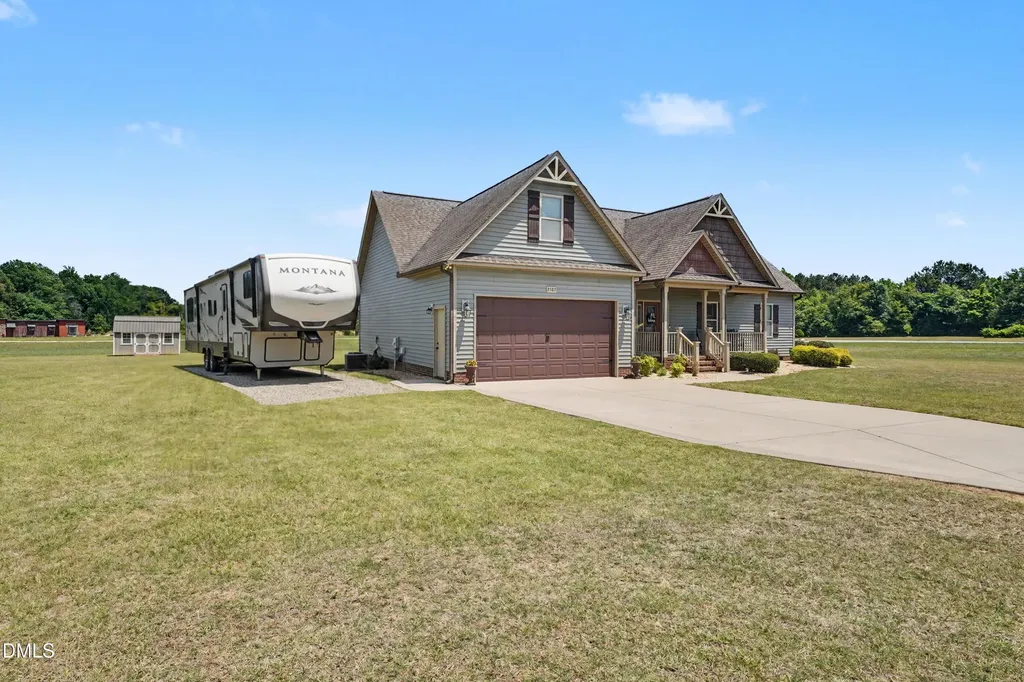3587 Hannah Creek Road Benson NC 27504