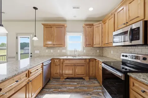 3587 Hannah Creek Road Benson NC 27504
