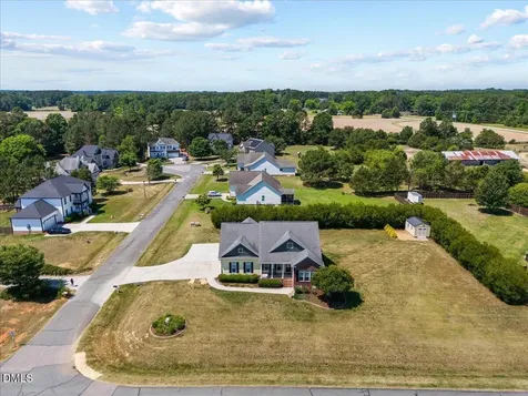 2317 Penarth Court Zebulon NC 27597