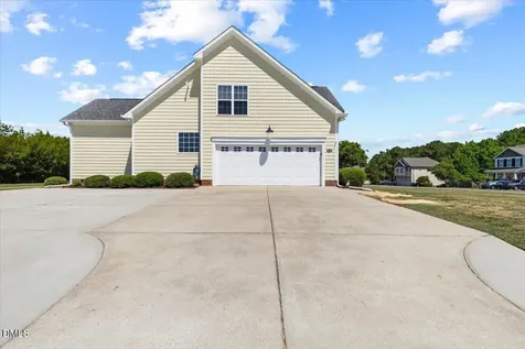 2317 Penarth Court Zebulon NC 27597