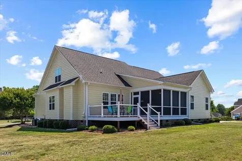 2317 Penarth Court Zebulon NC 27597