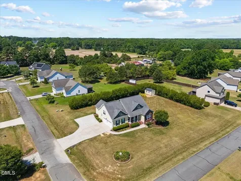 2317 Penarth Court Zebulon NC 27597