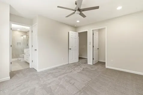 803 Lakeside Avenue Burlington NC 27217