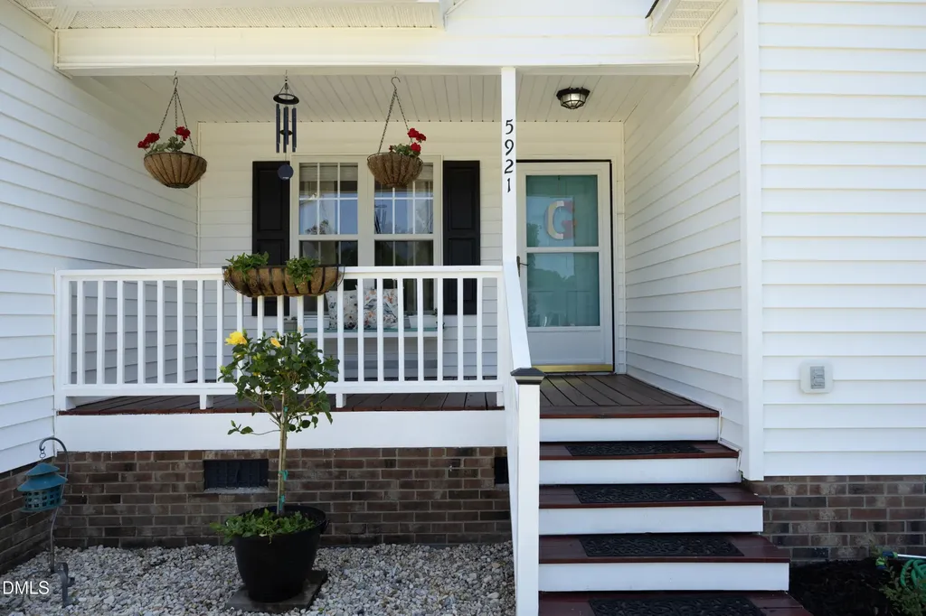 5921 Waterworn Court Fuquay Varina NC 27526