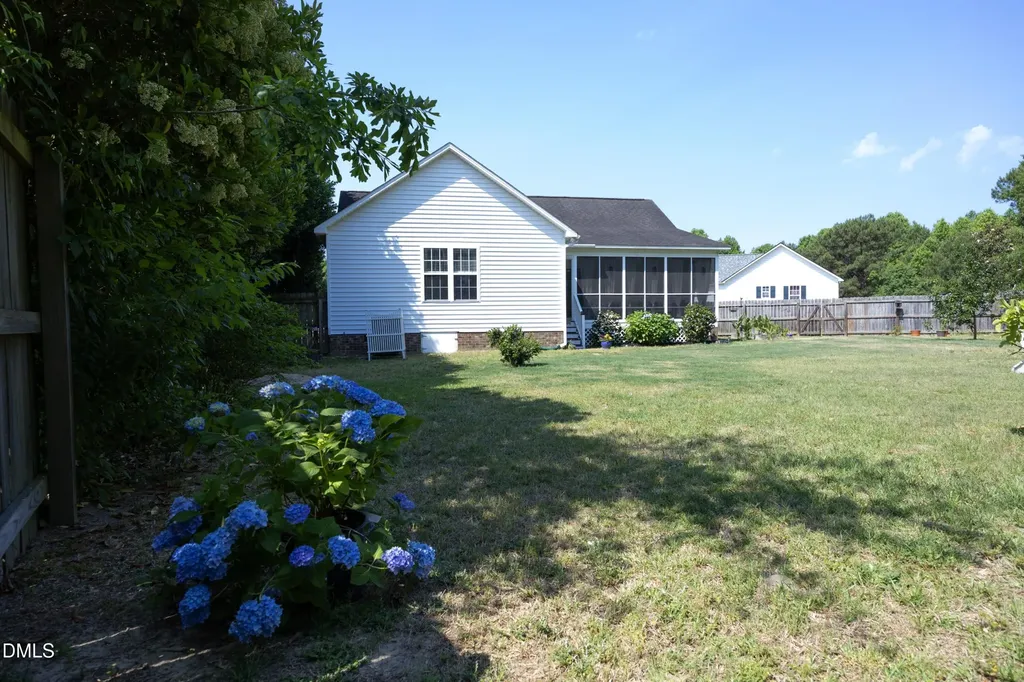 5921 Waterworn Court Fuquay Varina NC 27526
