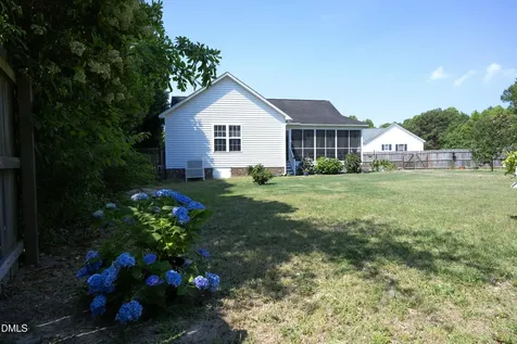 5921 Waterworn Court Fuquay Varina NC 27526