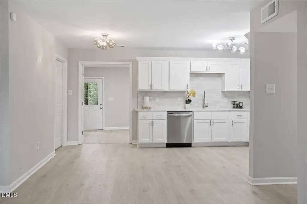 609 Juno Court Raleigh NC 27610