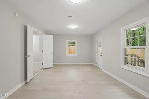 609 Juno Court Raleigh NC 27610