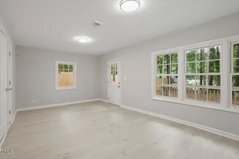 609 Juno Court Raleigh NC 27610