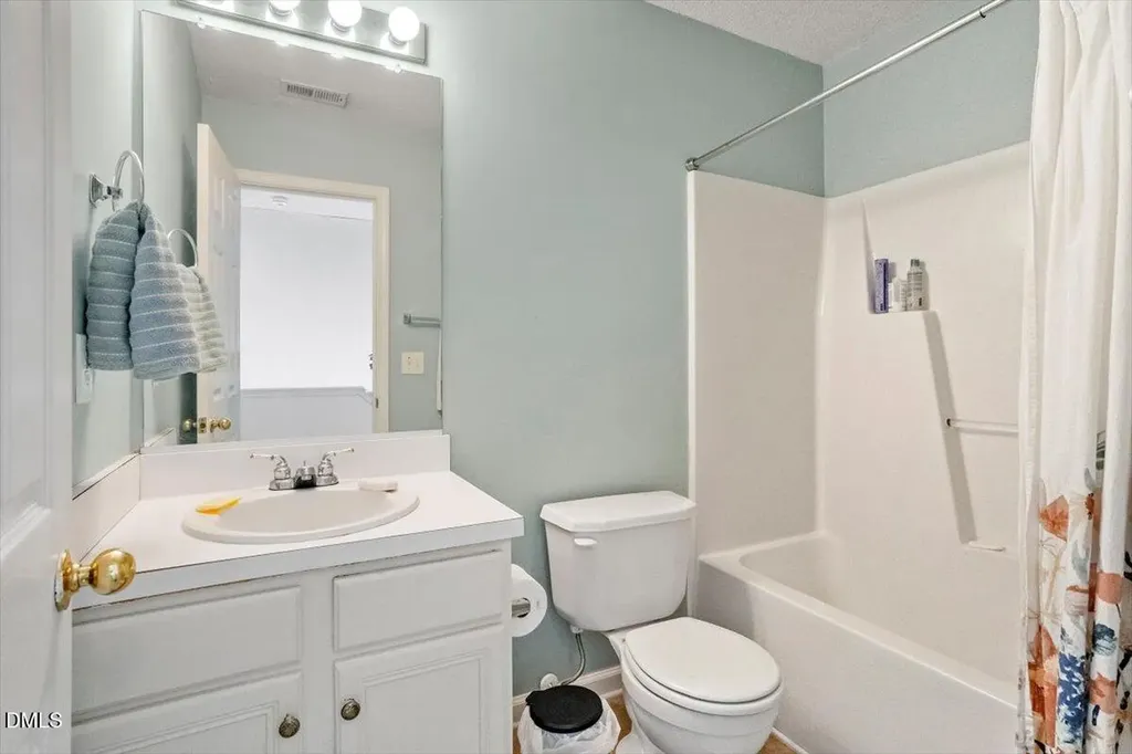 5324 Patuxent Drive Raleigh NC 27616