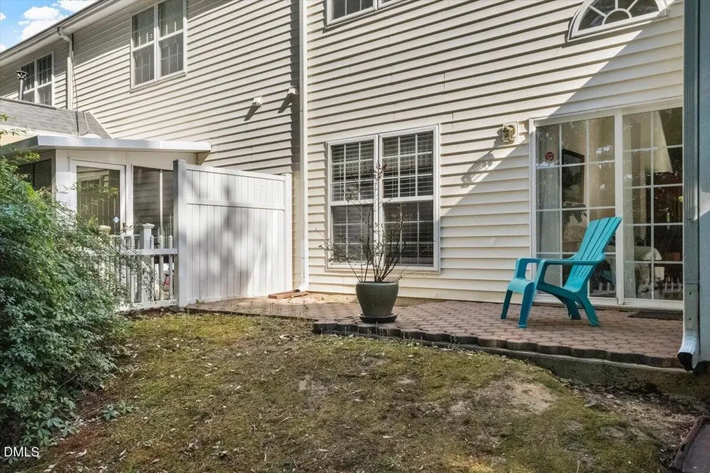 5324 Patuxent Drive Raleigh NC 27616