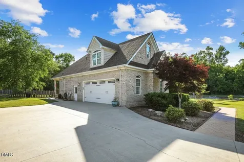 117 Oak Summit Drive Pikeville NC 27863