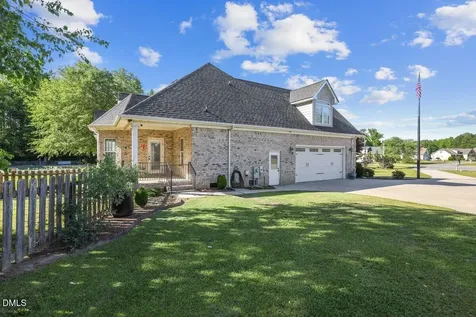 117 Oak Summit Drive Pikeville NC 27863