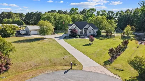 117 Oak Summit Drive Pikeville NC 27863