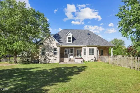 117 Oak Summit Drive Pikeville NC 27863