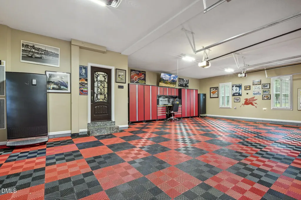 6909 Darcy Lane Raleigh NC 27606