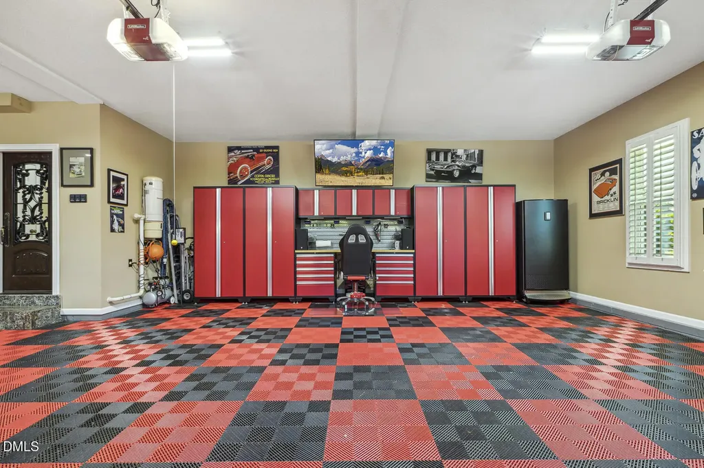 6909 Darcy Lane Raleigh NC 27606