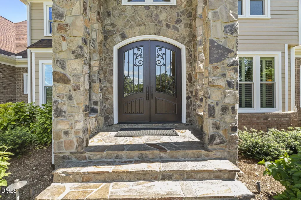 6909 Darcy Lane Raleigh NC 27606