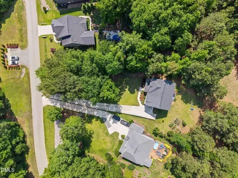 8004 Parker Mill Trail Fuquay Varina NC 27526