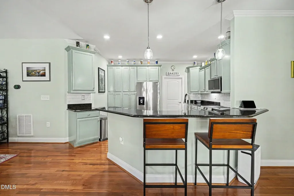 812 Canyoncreek Lane Fuquay Varina NC 27526