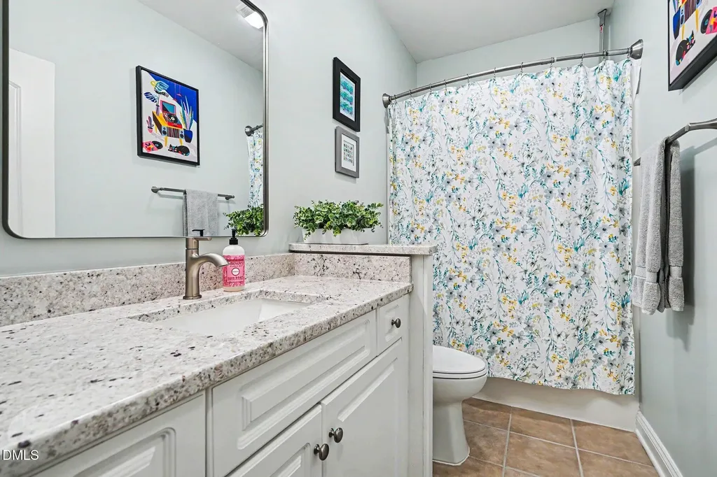 812 Canyoncreek Lane Fuquay Varina NC 27526