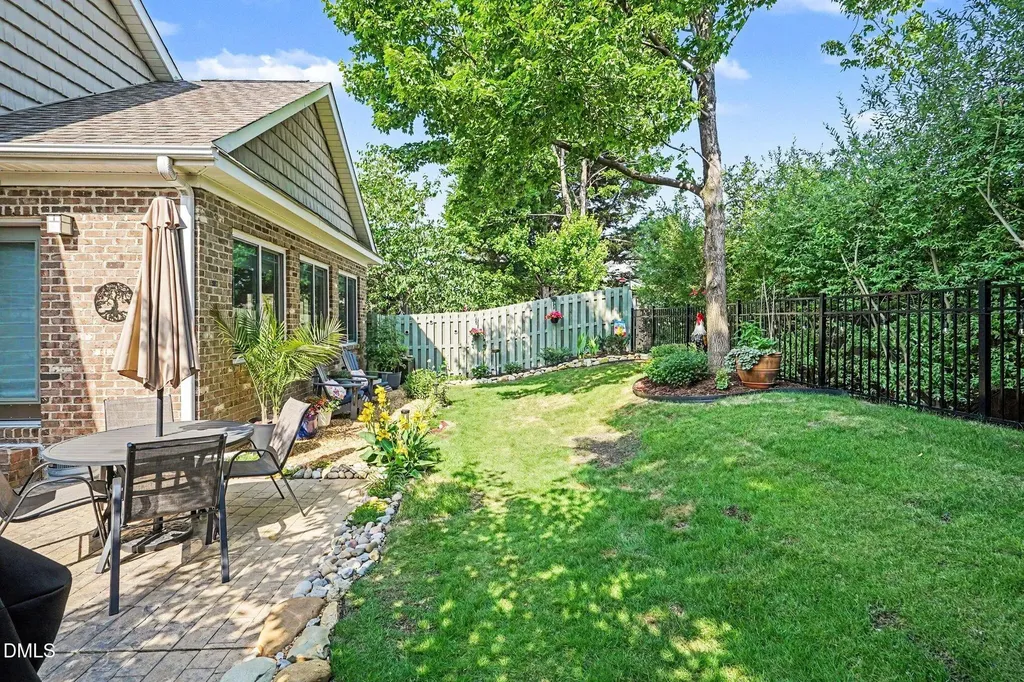 812 Canyoncreek Lane Fuquay Varina NC 27526