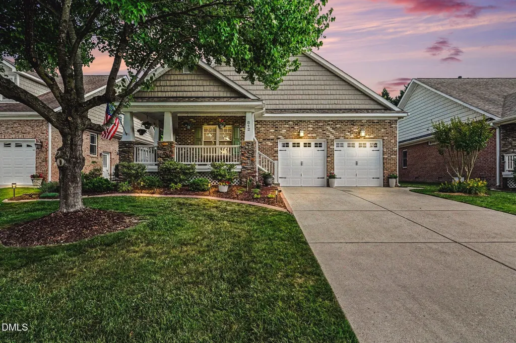 812 Canyoncreek Lane Fuquay Varina NC 27526