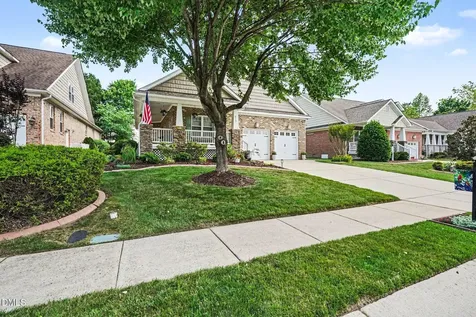 812 Canyoncreek Lane Fuquay Varina NC 27526