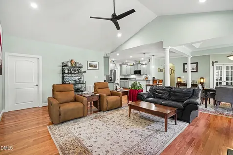 812 Canyoncreek Lane Fuquay Varina NC 27526