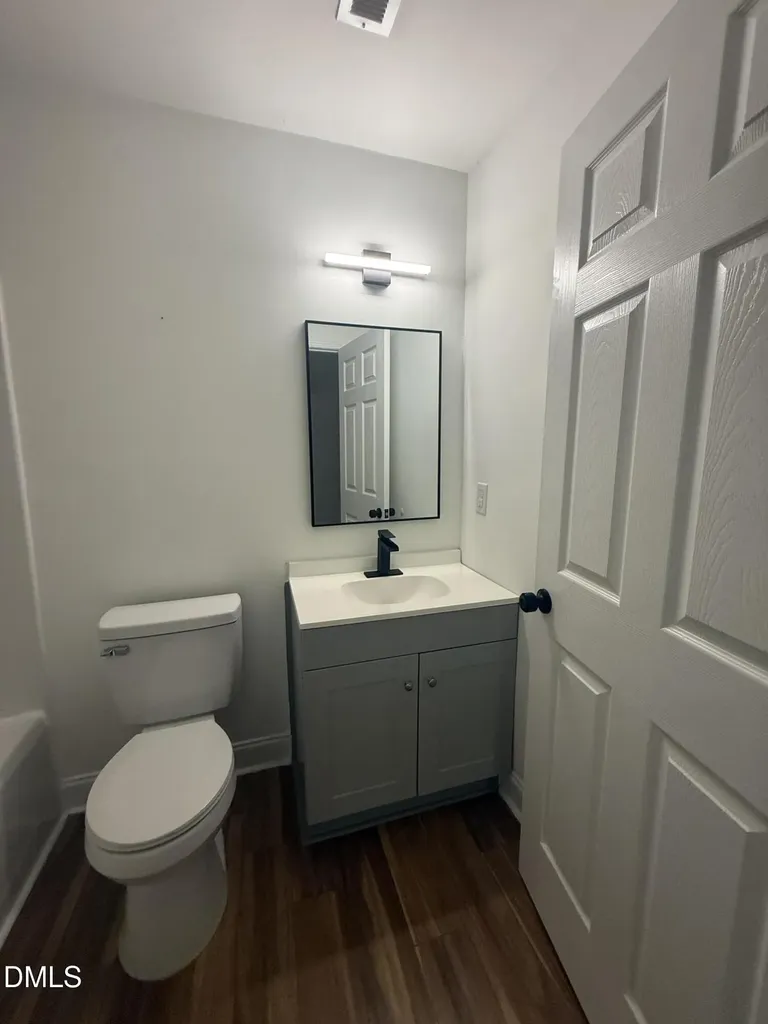 407 N King Avenue Dunn NC 28334