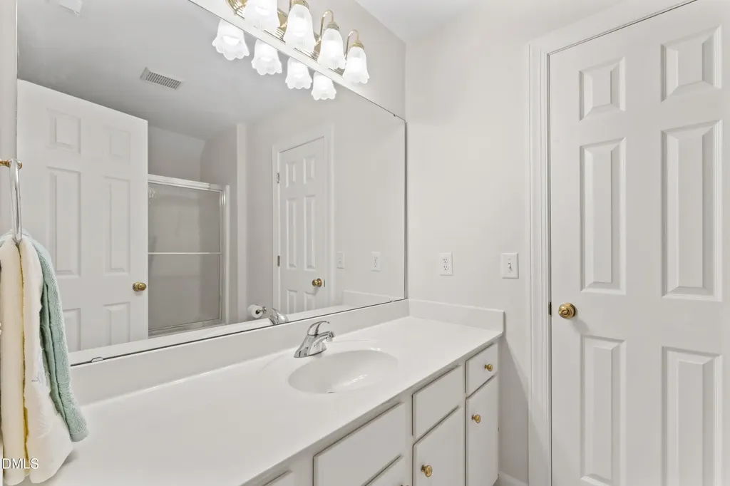 1209 Wedgeland Drive Raleigh NC 27615