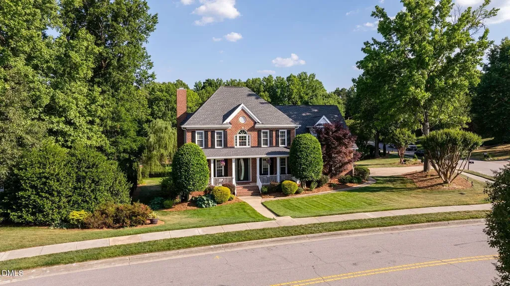 104 Circle On The Green Cary NC 27519