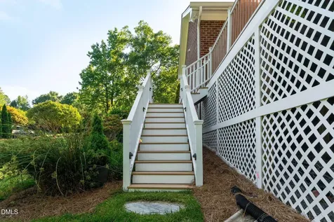 104 Circle On The Green Cary NC 27519